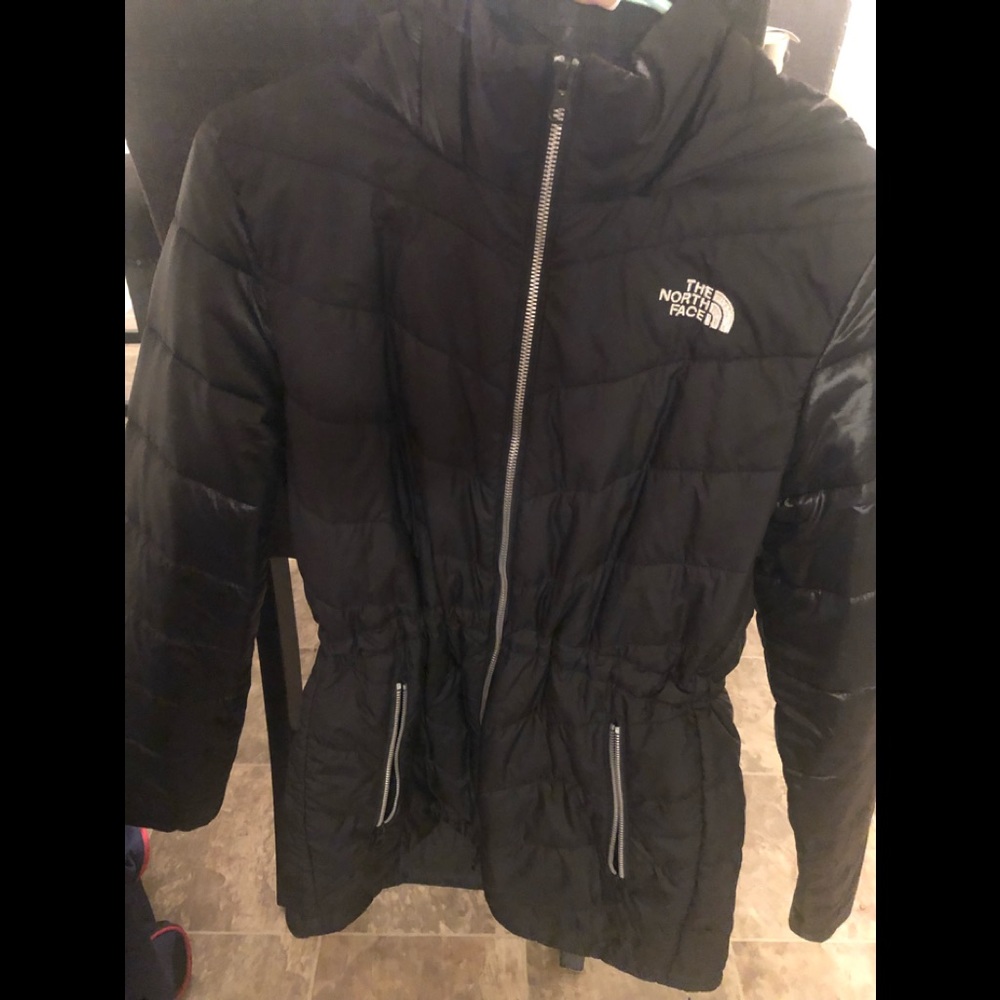 Excellent condition no rips no tears no holes